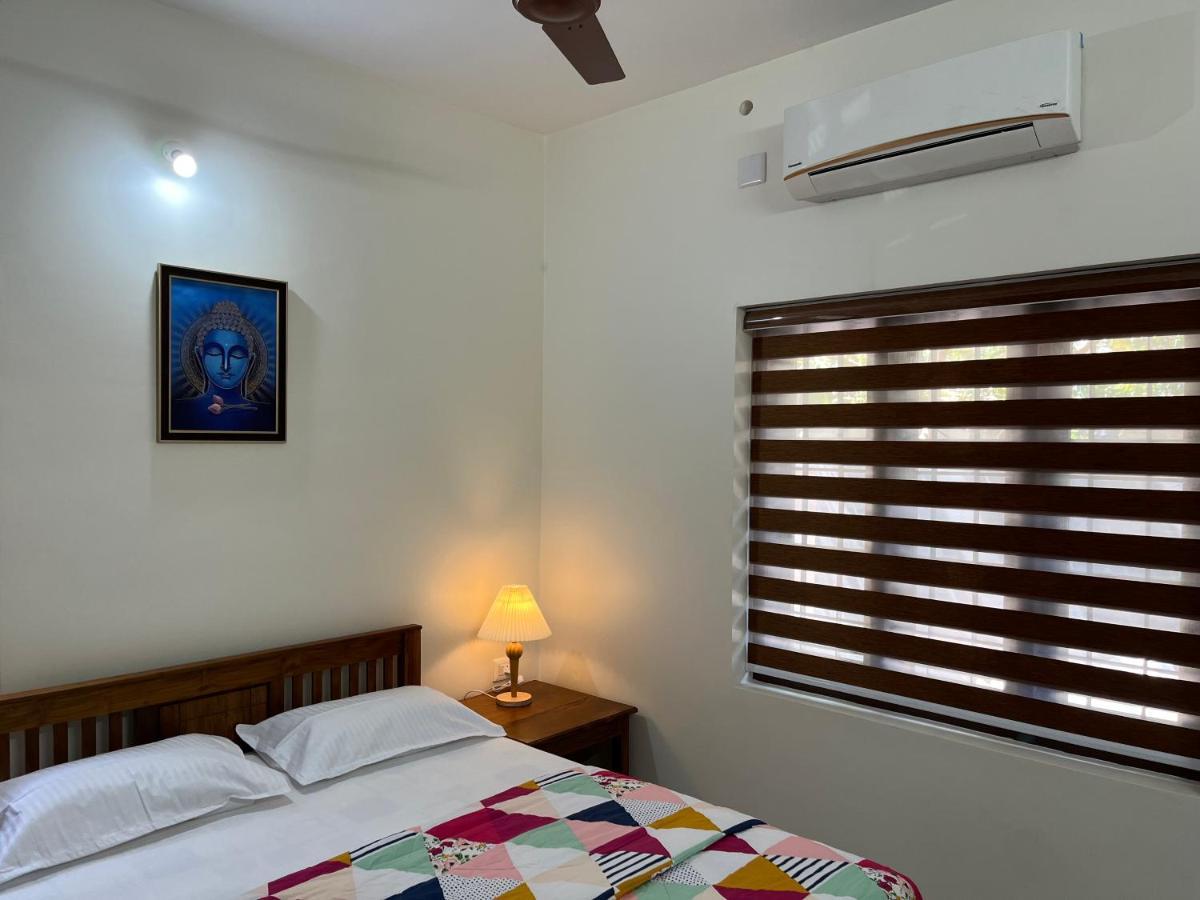 Solomon Apartments,Alappuzha Beach. Εξωτερικό φωτογραφία
