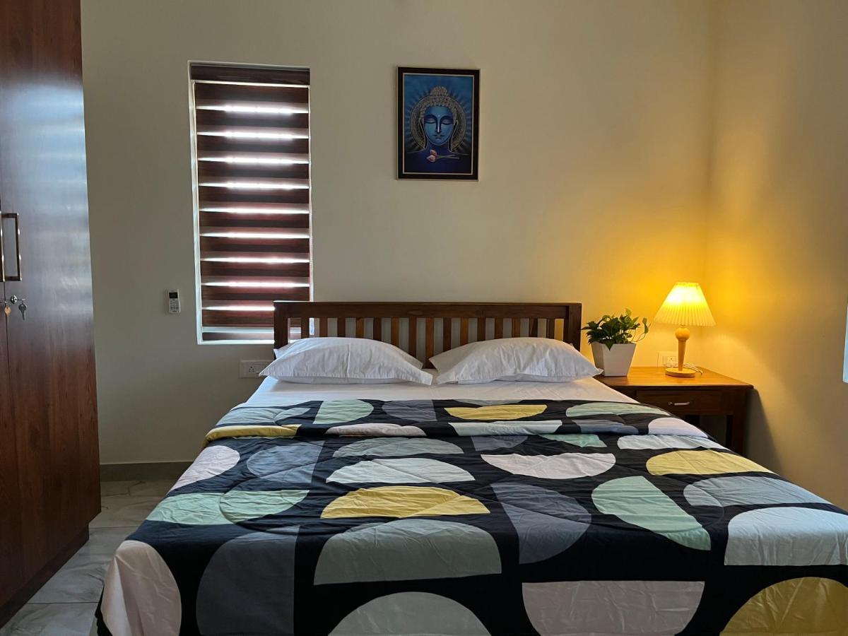 Solomon Apartments,Alappuzha Beach. Εξωτερικό φωτογραφία