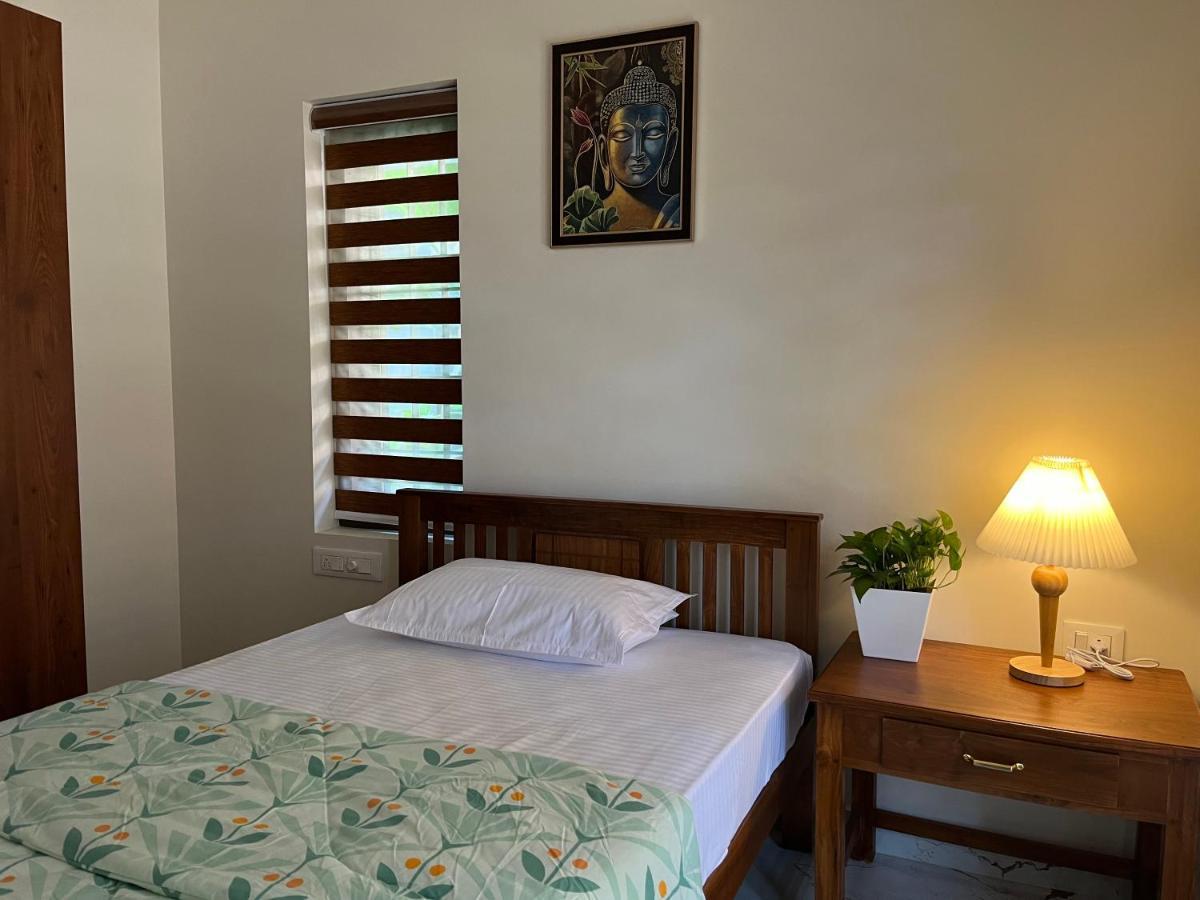 Solomon Apartments,Alappuzha Beach. Εξωτερικό φωτογραφία