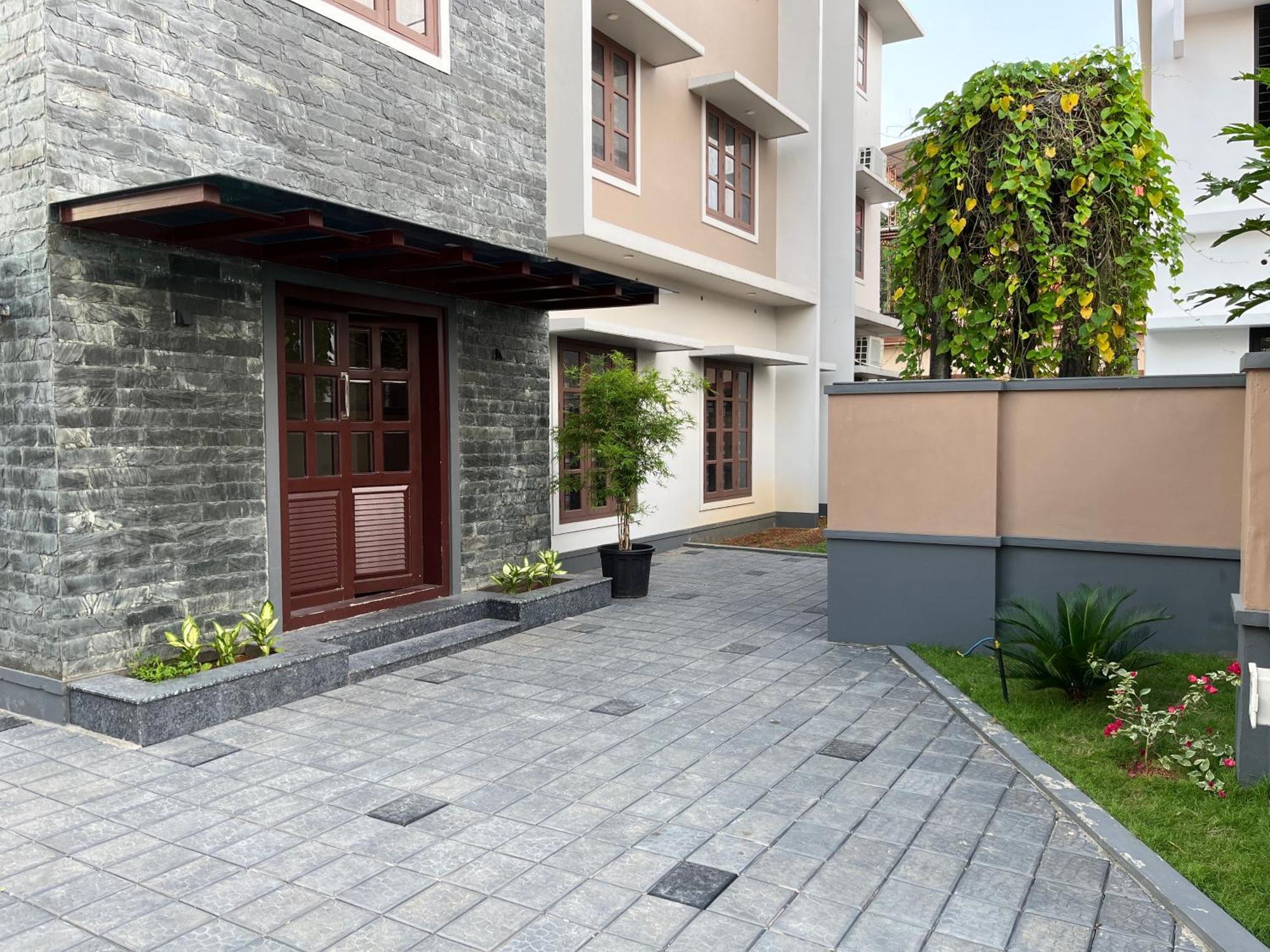 Solomon Apartments,Alappuzha Beach. Εξωτερικό φωτογραφία
